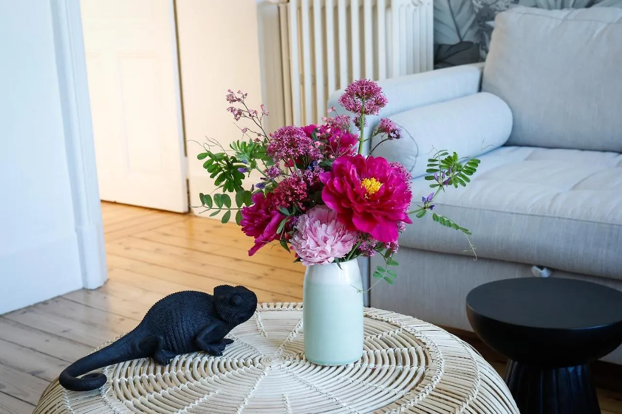 Residence L'Aristide : Appartement Naomi Auray Apartment